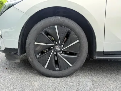 Buick Velite 6