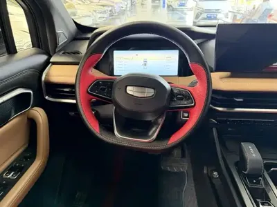 Geely Haoyue L