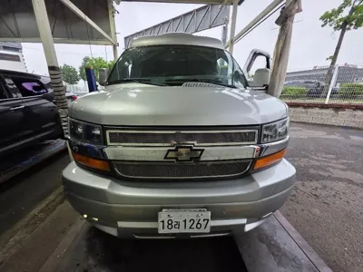 Chevrolet Express Van