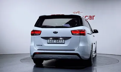 Kia Canival
