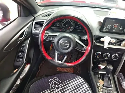 Mazda CX-4