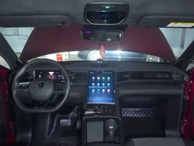 Nio EC6