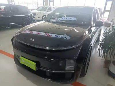 Li Auto Li L8