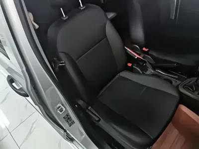 Wuling Hongguang V