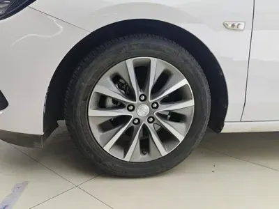 Buick GL6