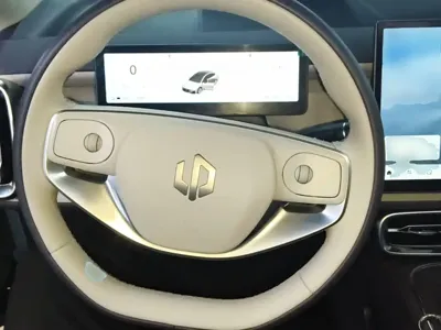 Leapmotor 零跑B01