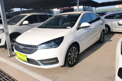 Chery Arrizo 5