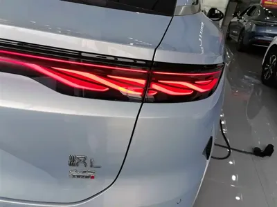 BYD 汉L