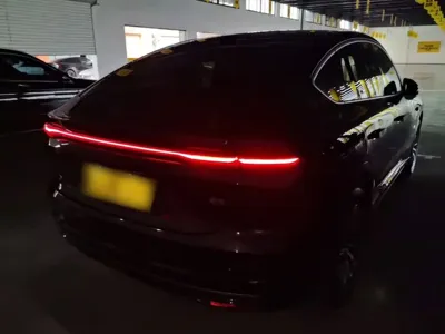 Nio EC6