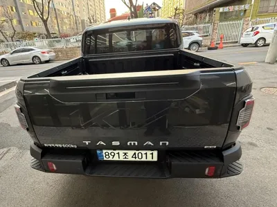 Kia Tasman