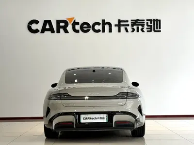 Xiaomi SU7