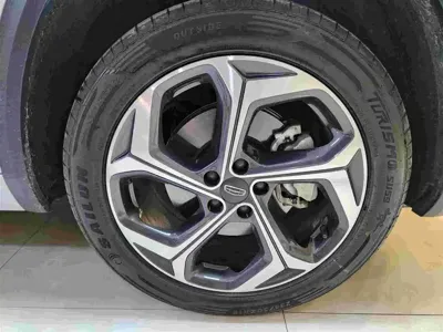 Geely Xingyue L
