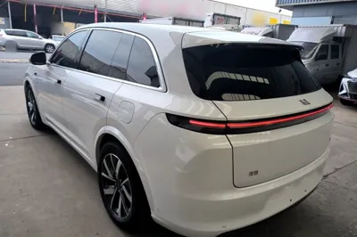 Li Auto L7