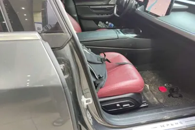 Xpeng P7