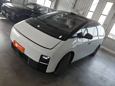 Li Auto Li MEGA