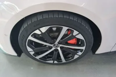 Nio ET5