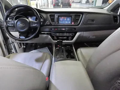 Kia Canival