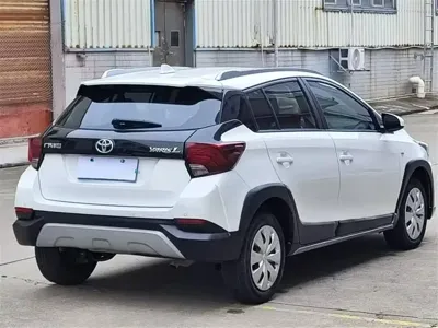 Toyota Yaris L
