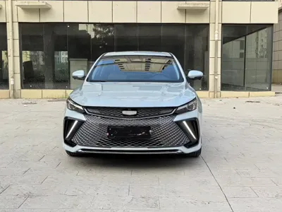 Geely L HiP