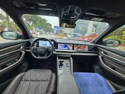 Geely Xingyue L