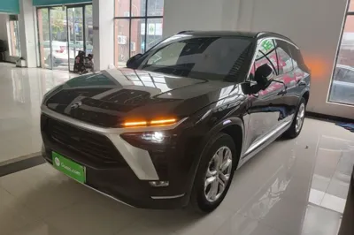 Nio ES8
