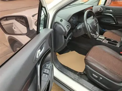 GAC Motor Trumpchi GS4