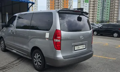 Hyundai Starex