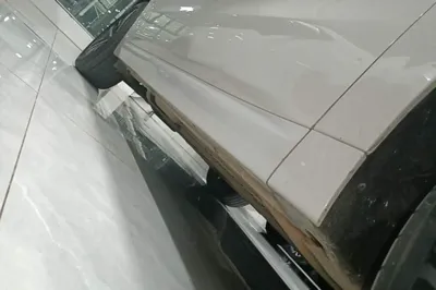 Li Auto L6