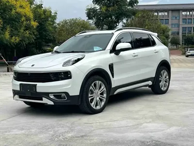 Lynk & Co 01