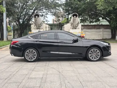 Hongqi Hongqi H5