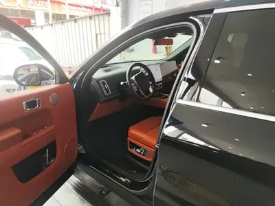 Li Auto Li L8