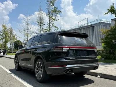 Lincoln Aviator