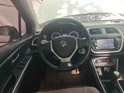 Suzuki S-Cross