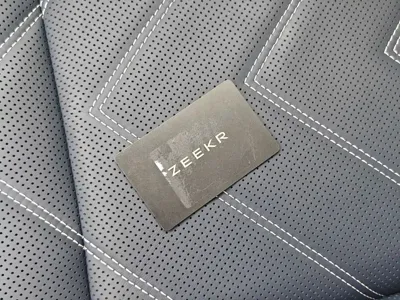 Zeekr 001
