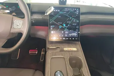 Nio ES7