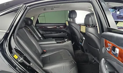 Hyundai Equus