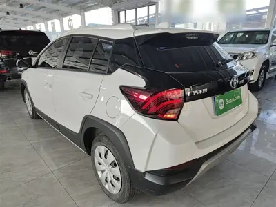 Toyota Yaris L