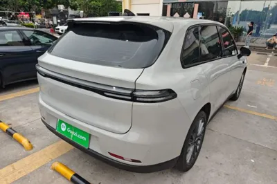 Leapmotor C10