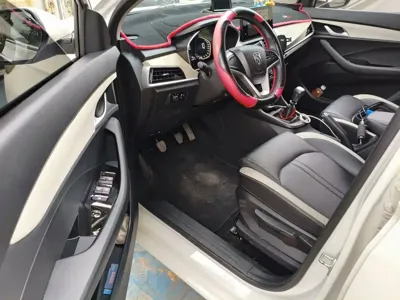 Baojun 360