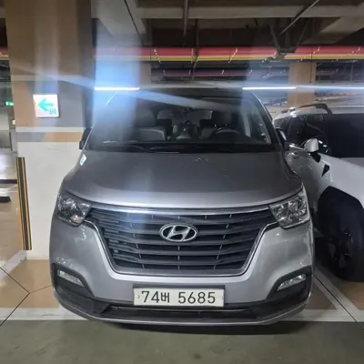 Hyundai Starex