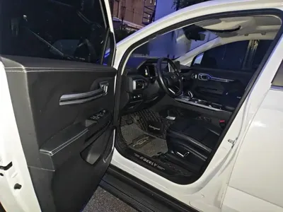 Geely Haoyue
