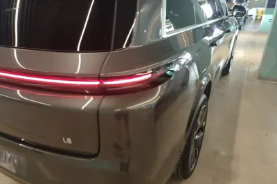 Li Auto L8
