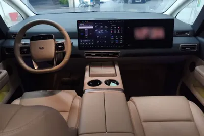 Li Auto MEGA