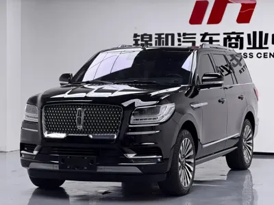 Lincoln Navigator
