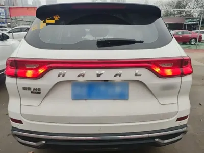 Haval M6