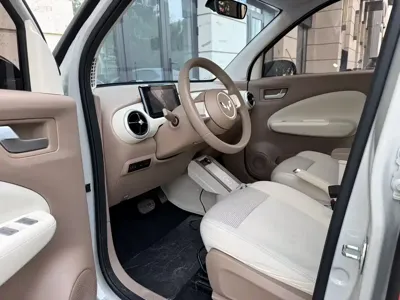 Wuling MINIEV