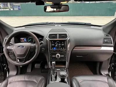 Ford Explorer (Import)