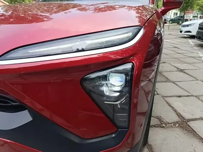 Nio EC6