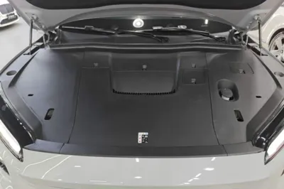 Nio EC6