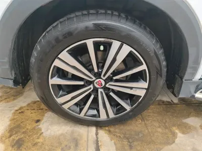Roewe RX5